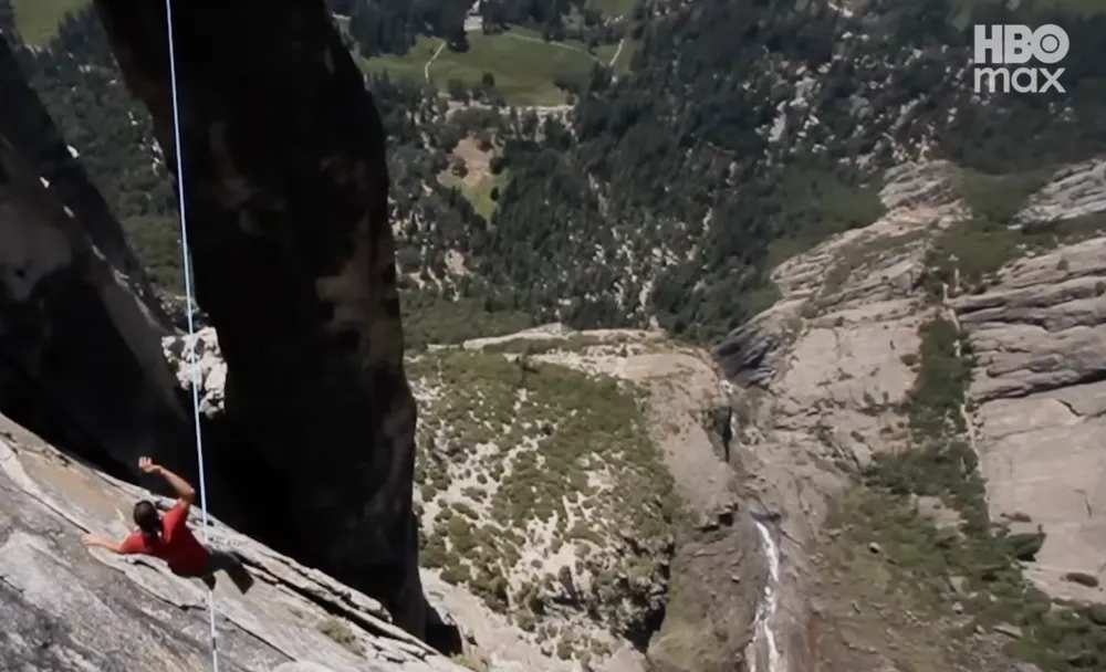 Dean Potter slackline walking
